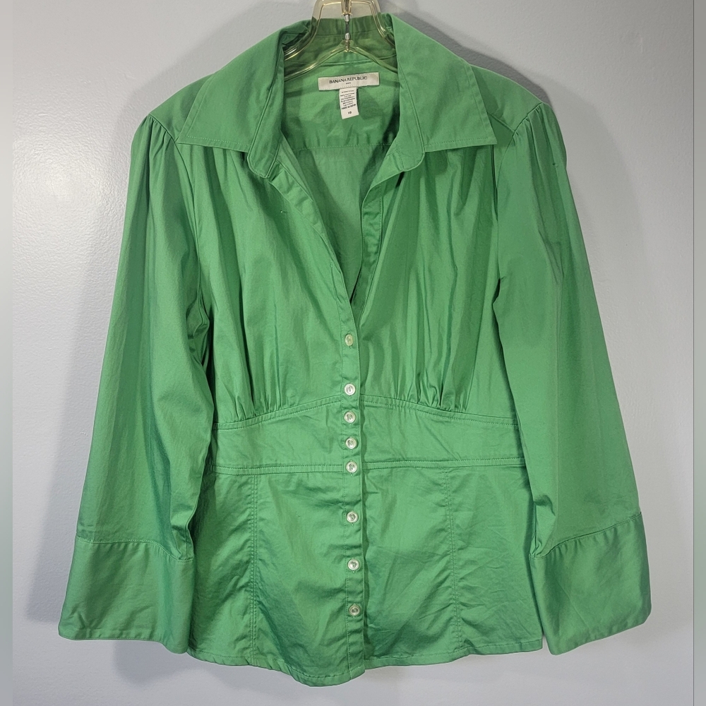 Banana Republic Fitted Green Blouse